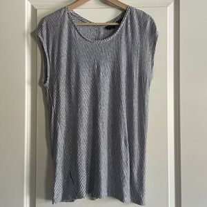Tahari 100%Linen Long Line Women’s Top